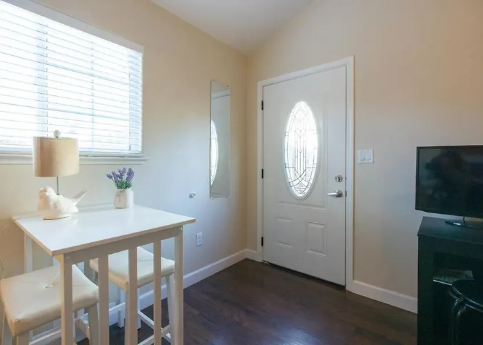 Sonoma Getaway For Two - Great Location